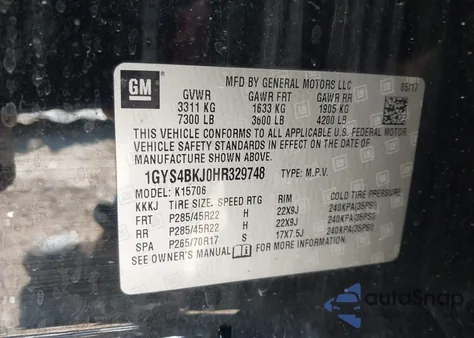 2017 Cadillac Escalade Luxury z USA, uszkodzony, nr VIN 1GYS4BKJ0HR329748